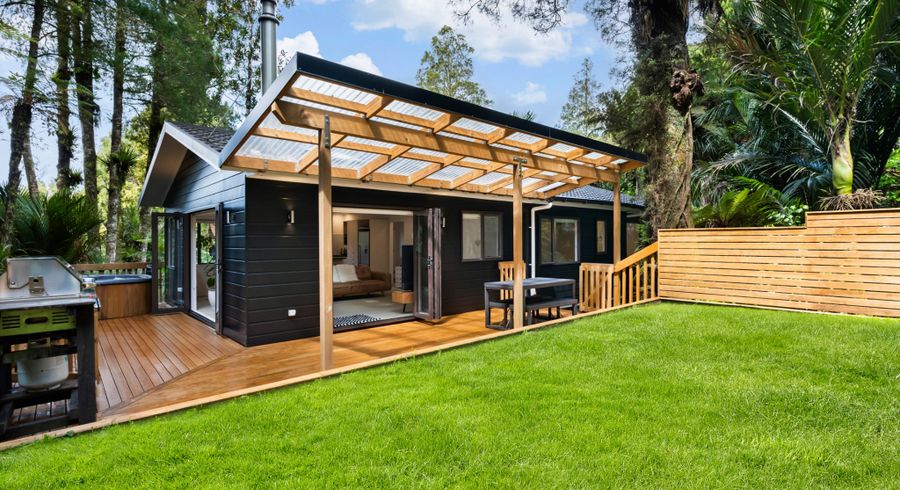  at 408 Scenic Drive, Waiatarua, Auckland