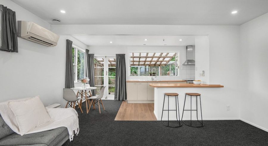  at 9 Laburnum Grove, Maungaraki, Lower Hutt, Wellington