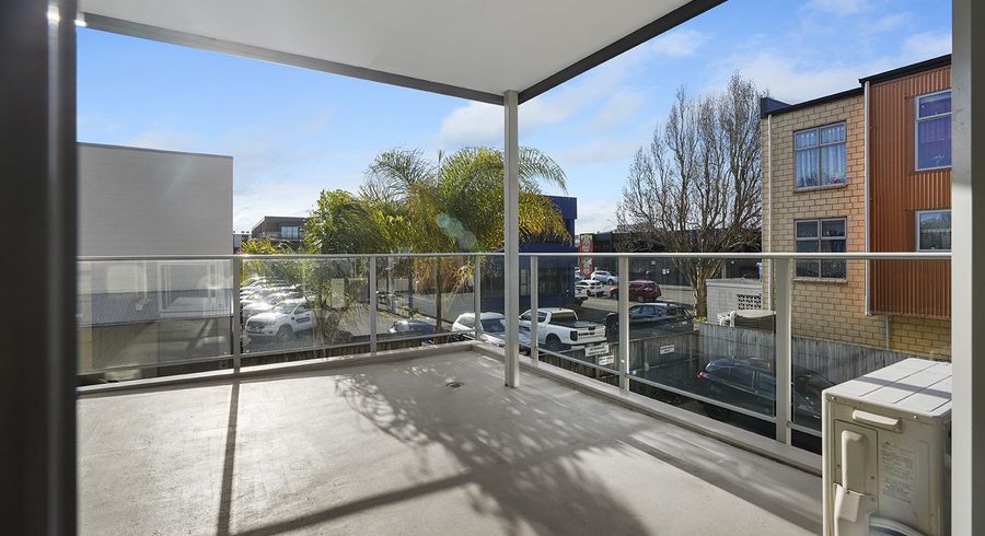  at 2/9 Vialou Street, Hamilton City Central, Hamilton, Waikato