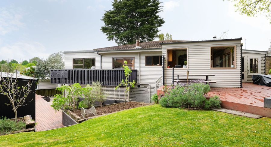 at 43 Bretton Terrace, Hillcrest, Hamilton