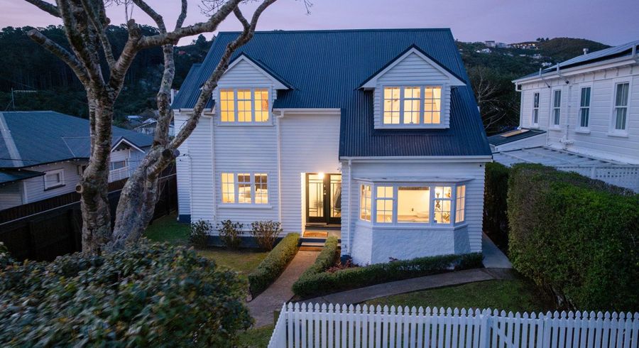  at 374 Karori Road, Karori, Wellington