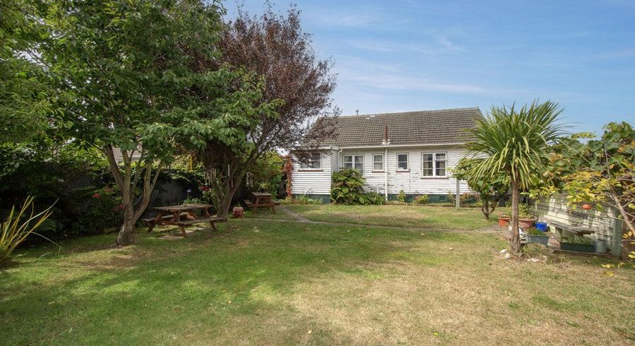  at 16 Hardy Street, New Brighton, Christchurch