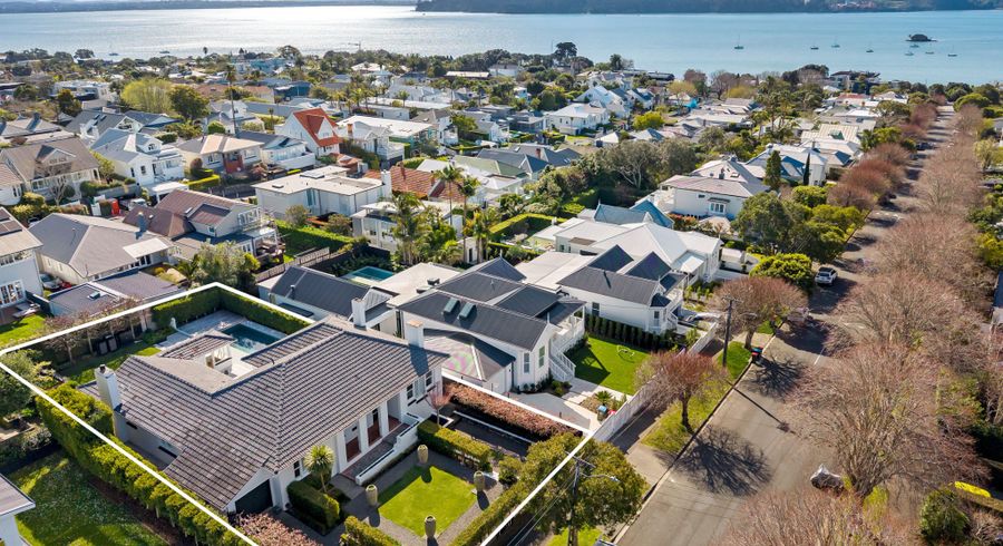  at 10 Sentinel Road, Herne Bay, Auckland City, Auckland