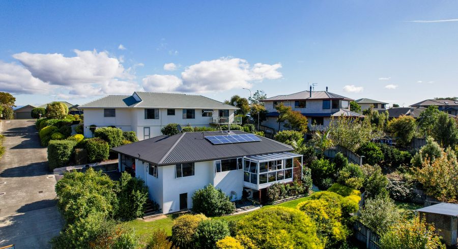  at 28 Olympus Way, Richmond
