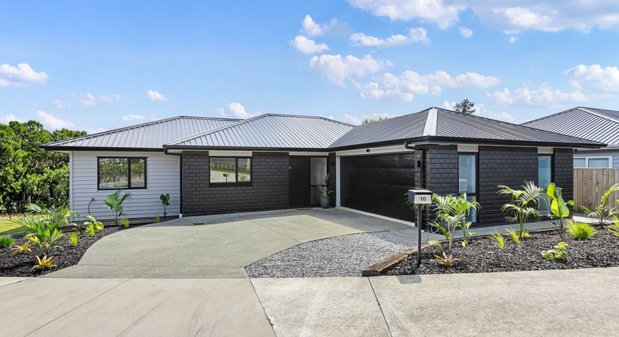  at 10 Alfred Peter Crescent, Warkworth, Warkworth