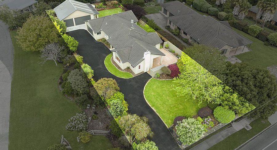  at 33 Monument Road, Papakura