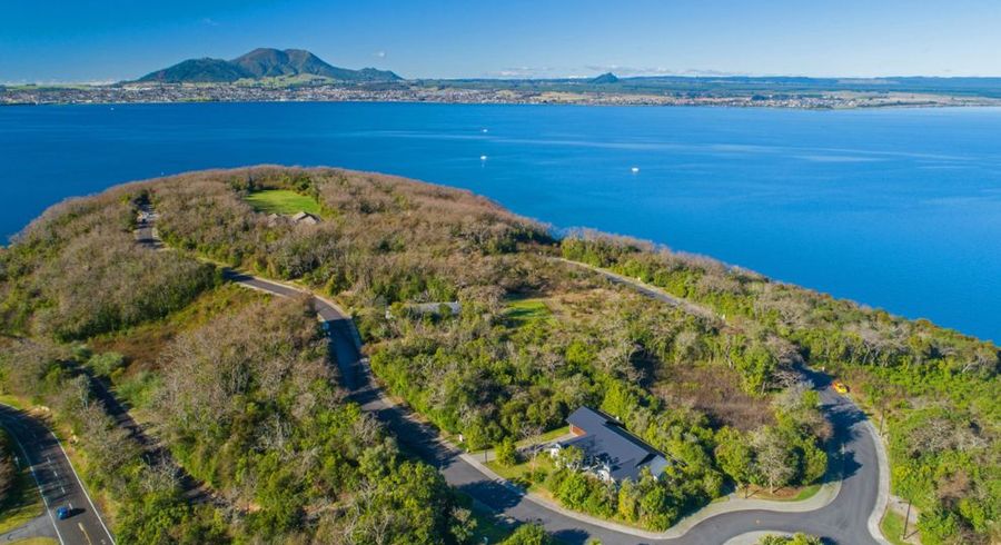 at 54 Parawera Drive, Acacia Bay, Taupo