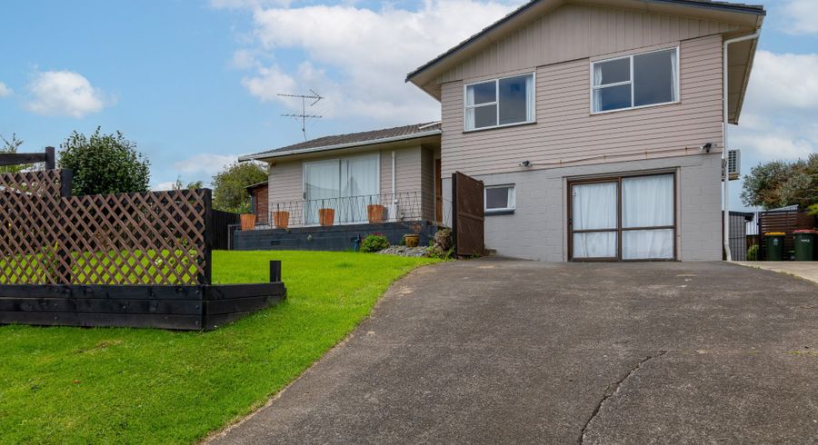  at 9 Waikaremoana Place, Pakuranga Heights, Auckland