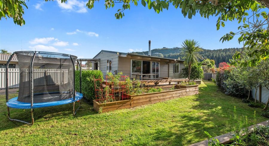  at 22 Chapman Place, Fairy Springs, Rotorua