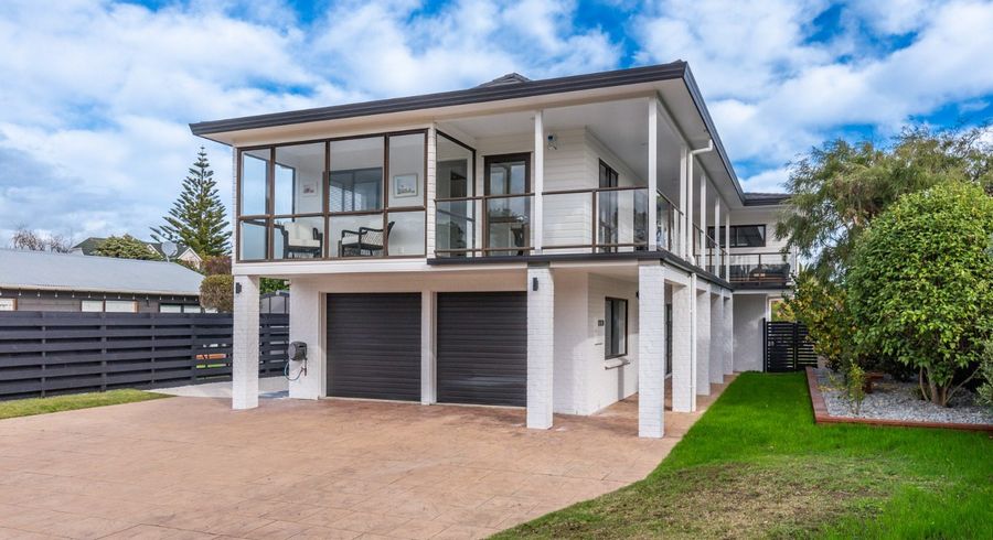  at 36  Eruini Street, Waikanae Beach, Kapiti Coast, Wellington