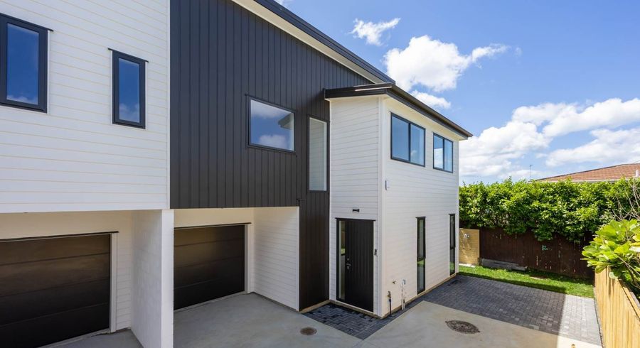  at 67D Forrest Hill Road, Milford, North Shore City, Auckland