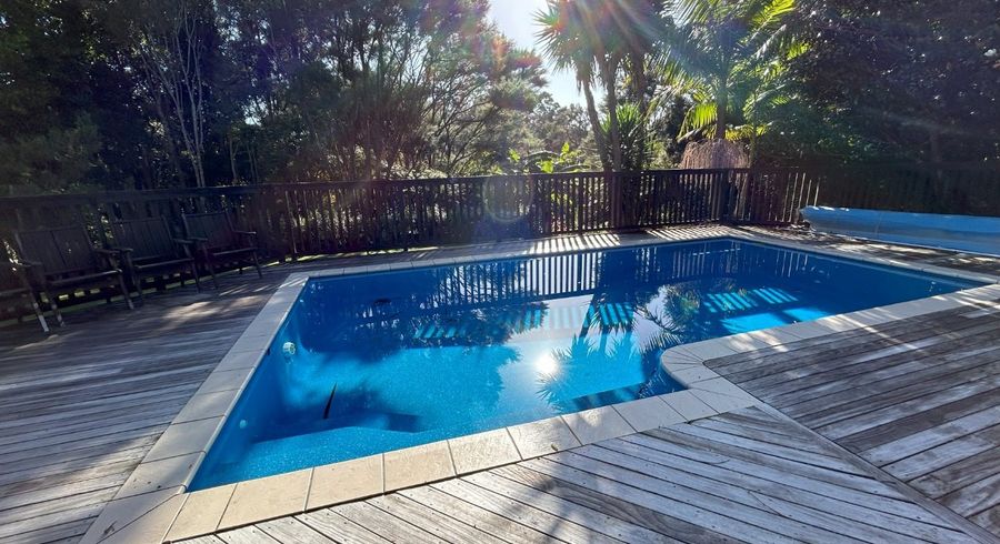  at 12B Kimberly Grove, Greenhithe, Auckland