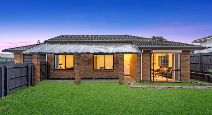  at 1/23 Bernina Place, Weymouth, Auckland