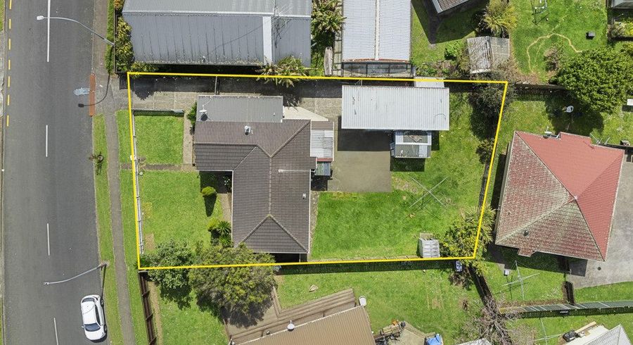  at 127 Maplesden Drive, Clendon Park, Auckland