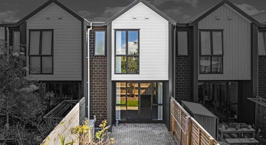  at 7/126 Canal Road, Avondale, Auckland City, Auckland