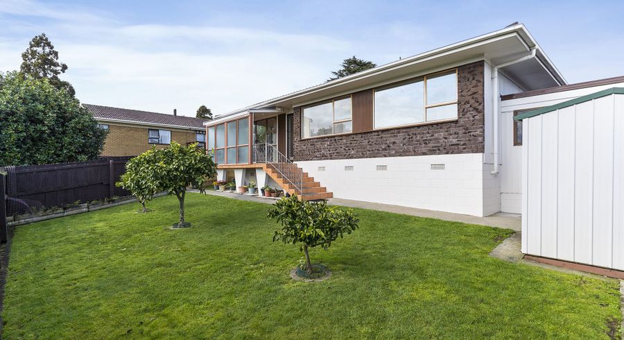  at 1/9 Evans Road, Glen Eden, Auckland