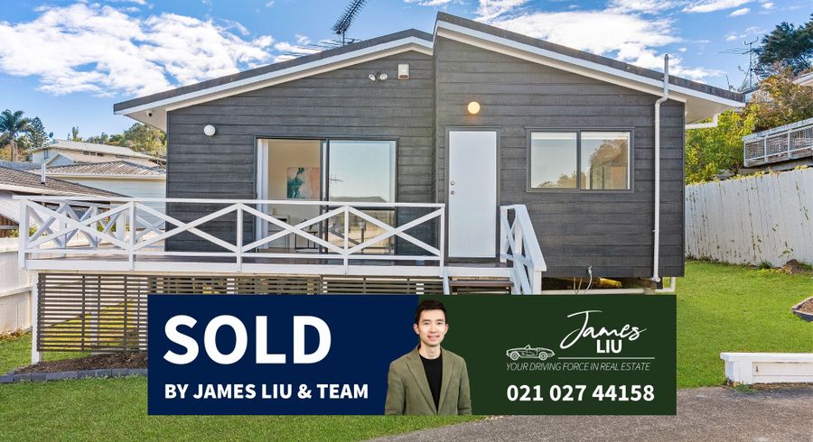  at 2/135 Spinella Drive, Bayview, Auckland