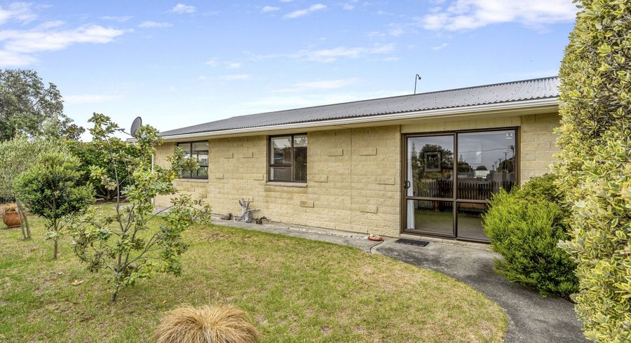  at 44 Norfolk Crescent, Otaki Beach, Otaki