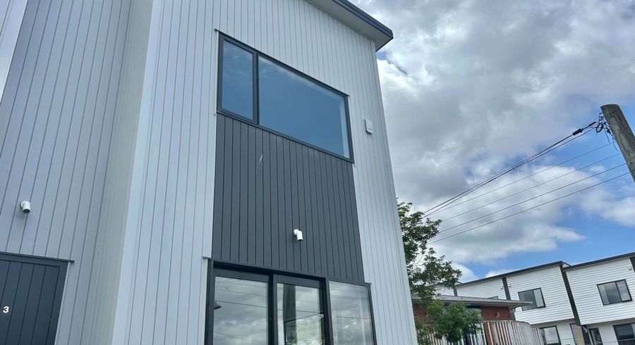  at 3/26 Parry Road, Mount Wellington, Auckland City, Auckland