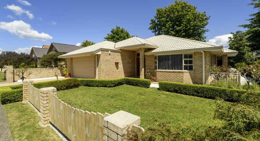  at 8 Doneraille Place, Bethlehem, Tauranga