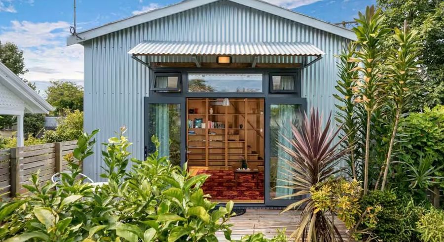  at 12 Mountain View Road (Dwelling), Morningside, Auckland City, Auckland