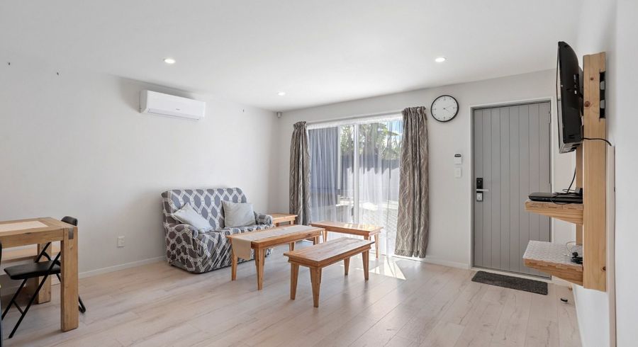  at 4035C Great North Road, Glen Eden, Waitakere City, Auckland
