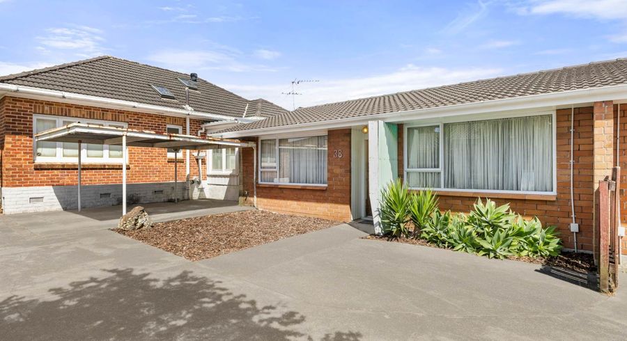  at 2/38 Glen Avenue, Papatoetoe, Manukau City, Auckland