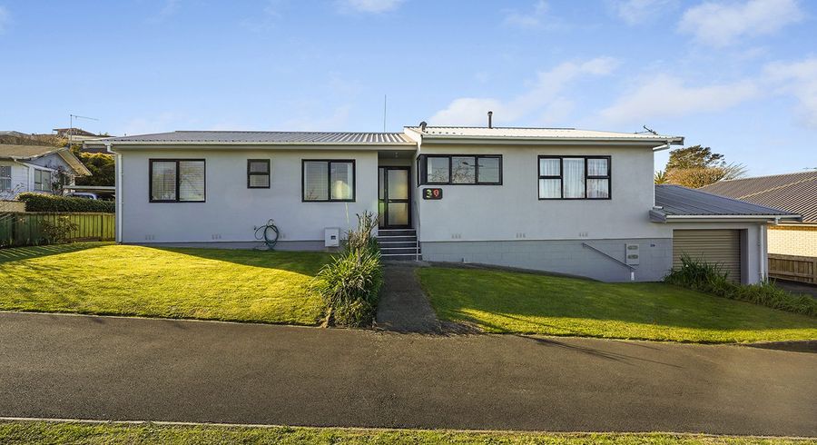  at 39 Dinsdale Road, Dinsdale, Hamilton, Waikato