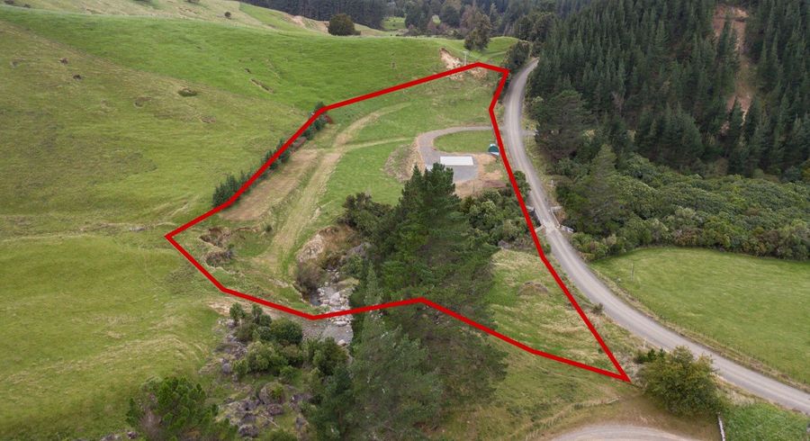  at 989 Ohurakura Road, Te Pohue