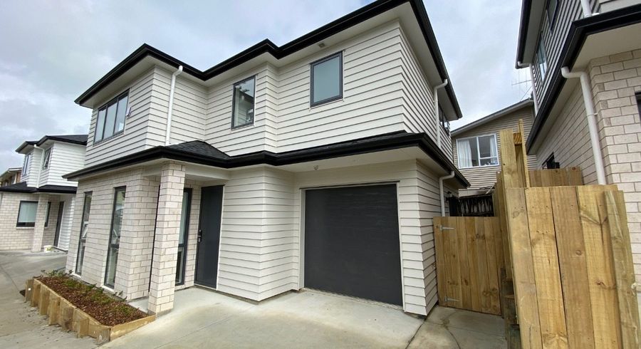  at 1/37 Waterloo Street, Howick, Manukau City, Auckland