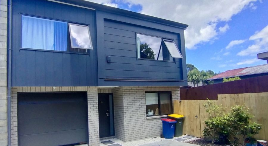  at 43B West Harbour Drive, West Harbour, Waitakere City, Auckland
