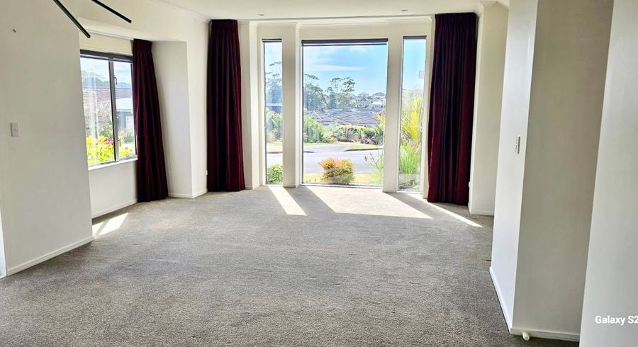  at 76 Harris Drive, Silverdale, Silverdale