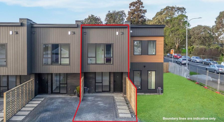  at 2/399 Massey Road, Mangere East, Manukau City, Auckland