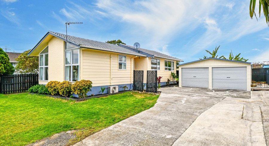  at 3 Serrano Place, Clover Park, Manukau City, Auckland