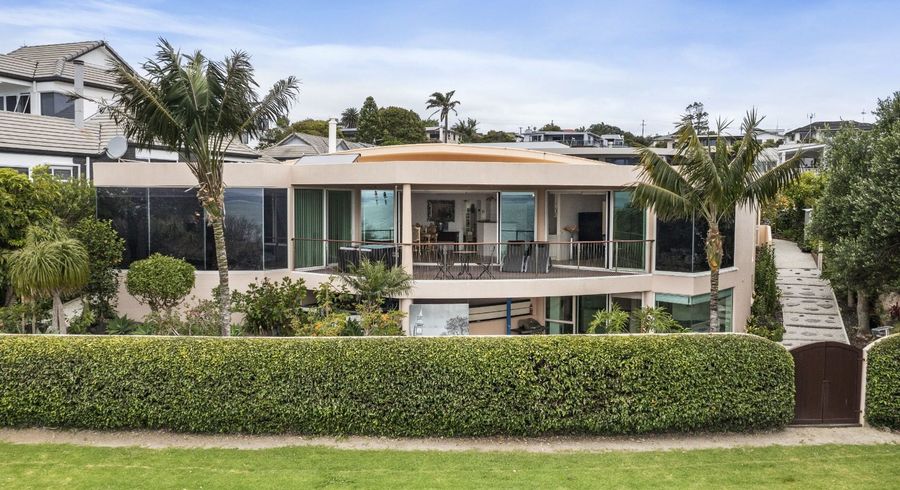  at 20 Pacific Parade, Army Bay, Whangaparaoa
