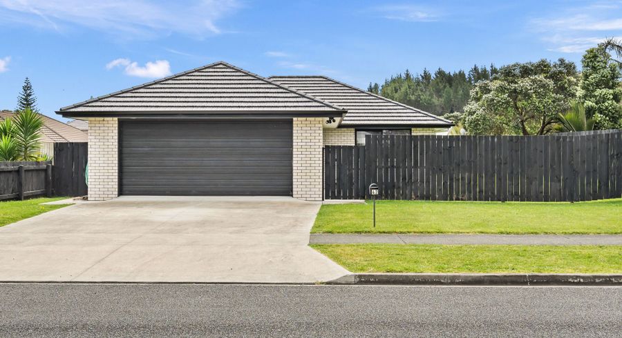  at 42 Tamure Place, Ruakaka