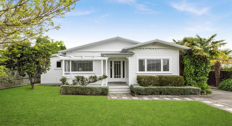  at 8 Lindsay Street, Havelock North, Havelock North