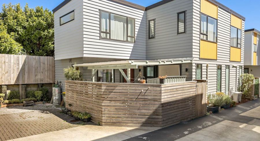  at 6/4 Edgerton Road, Te Atatu Peninsula, Waitakere City, Auckland