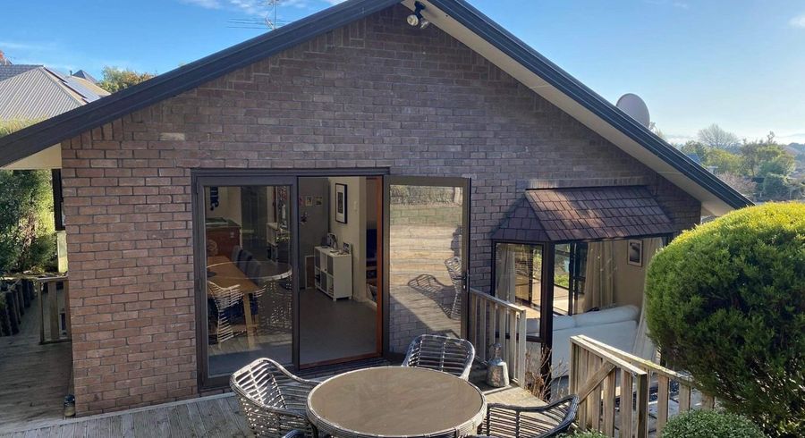 at 12 Pembridge Lane, Westmorland, Christchurch
