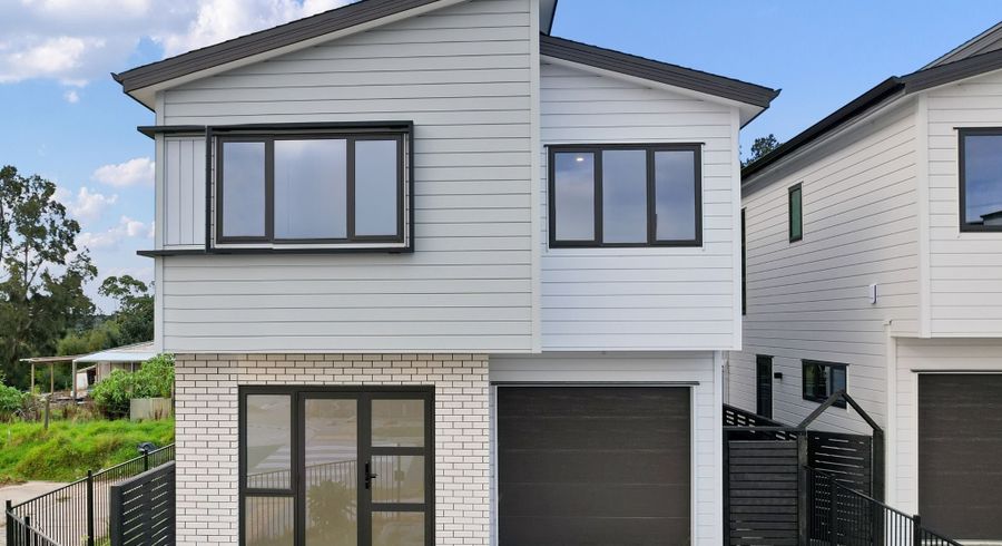  at 31 Whiteywood Street, Westgate, Waitakere City, Auckland