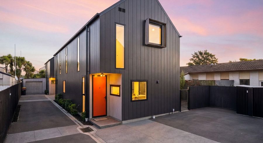  at 2/42 Dickens Street, Addington, Christchurch City, Canterbury