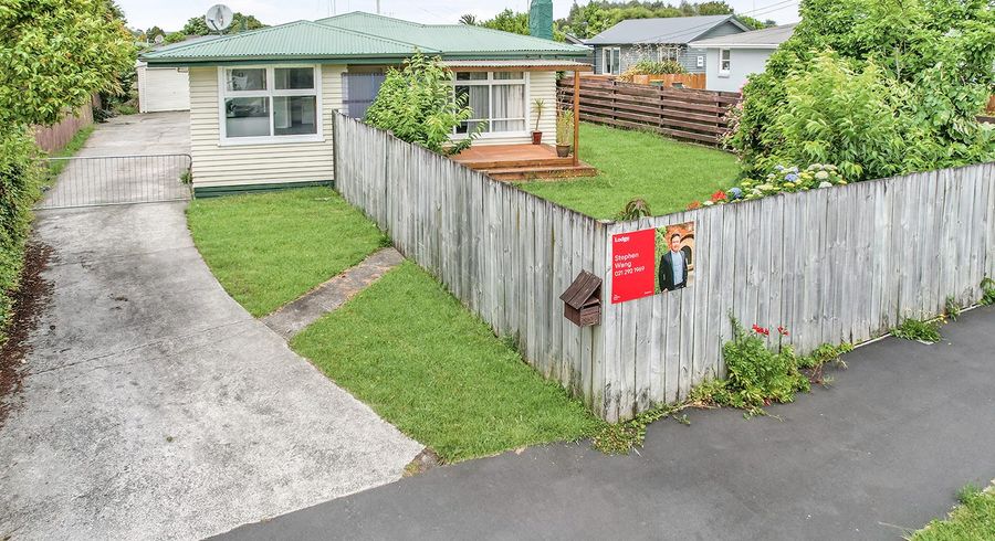  at 32 Carrington Avenue, Hillcrest, Hamilton