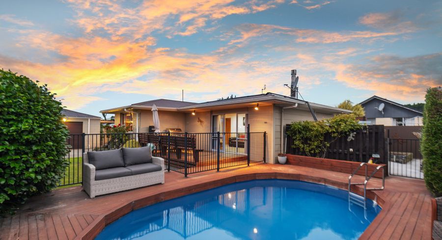  at 123 Queenspark Drive, Parklands, Christchurch