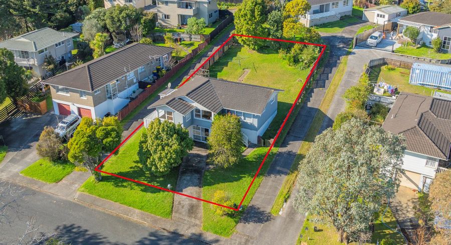  at 14 Tamahere Drive, Glenfield, Auckland