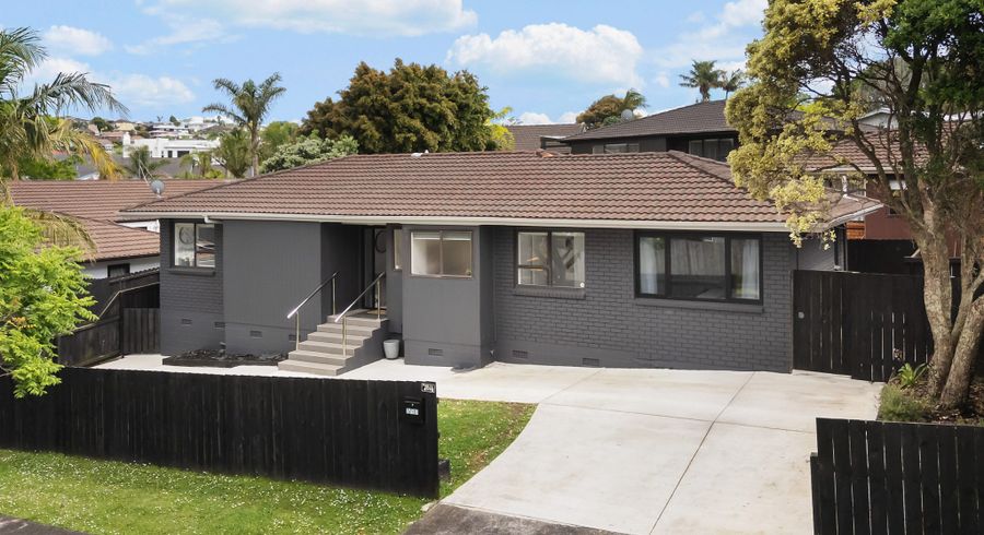  at 1/131 Botany Road, Botany Downs, Manukau City, Auckland