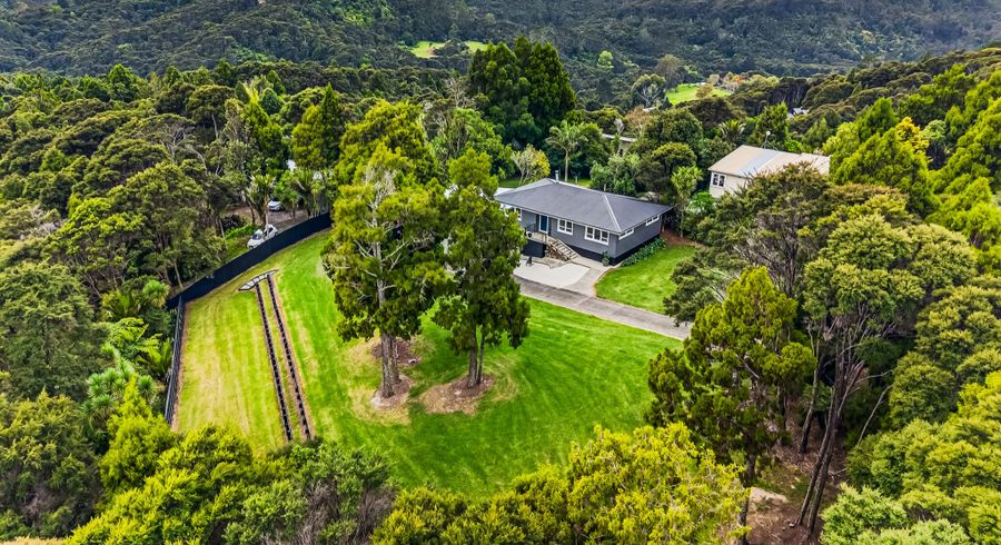  at 6 Walker Road, Henderson Valley, Waitakere City, Auckland