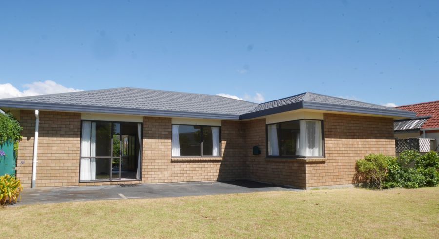  at 125 Queens Road, Waikanae Beach, Waikanae