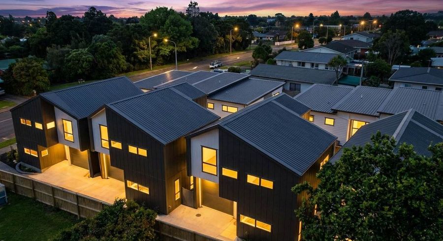  at Lot 1 / 10 Neptune Avenue, Beach Haven, North Shore City, Auckland