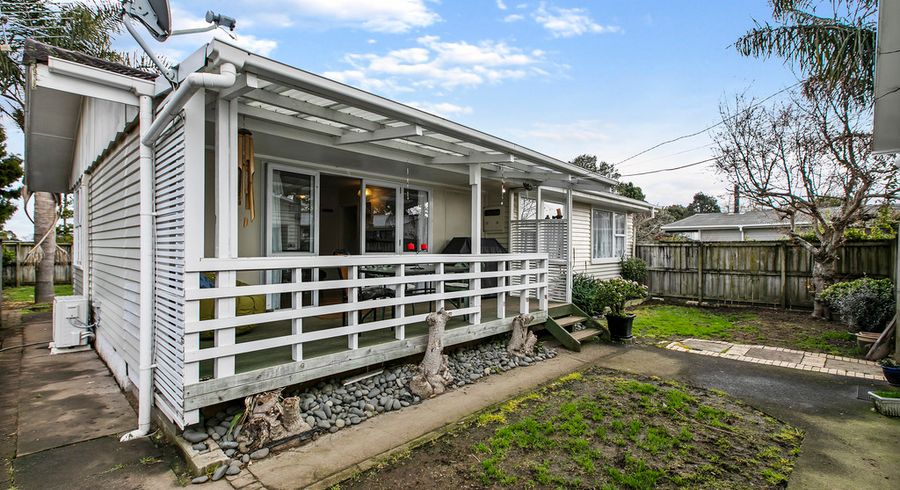  at 1/166 Clevedon Road, Papakura, Papakura