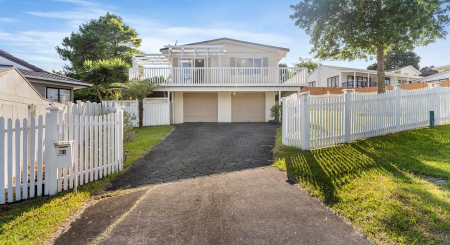  at 41 Hale Crescent, Bayview, Auckland